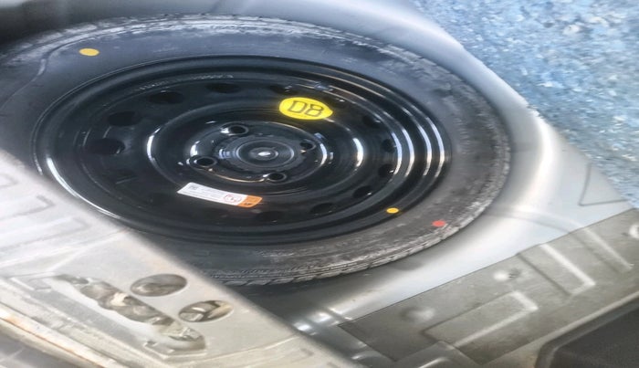 2018 Ford FREESTYLE TITANIUM 1.2 PETROL, Petrol, Manual, 77,990 km, tyre