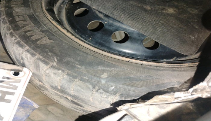 2013 Maruti Wagon R 1.0 VXI, Petrol, Manual, 95,157 km, tyre