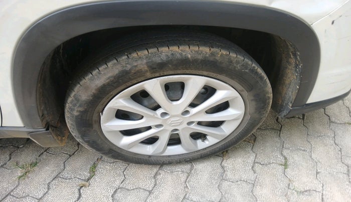 2024 Maruti Grand Vitara DELTA CNG, Petrol, Manual, 34,879 km, tyre