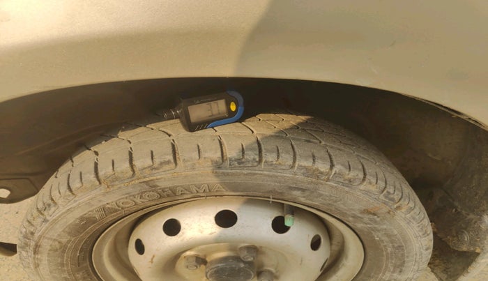 2012 Maruti Alto LXI, Petrol, Manual, 23,193 km, tyre