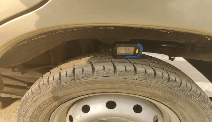 2012 Maruti Alto LXI, Petrol, Manual, 23,193 km, tyre