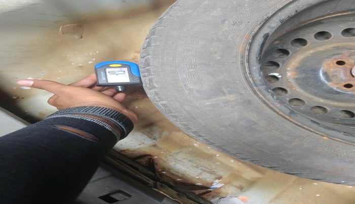 2012 Honda City 1.5L I-VTEC V MT, Petrol, Manual, 1,28,849 km, tyre