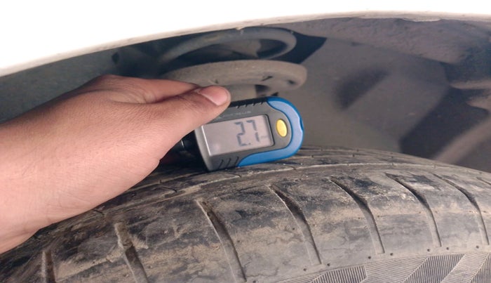 2013 Ford Ecosport AMBIENTE 1.5L DIESEL, Diesel, Manual, 1,82,774 km, tyre