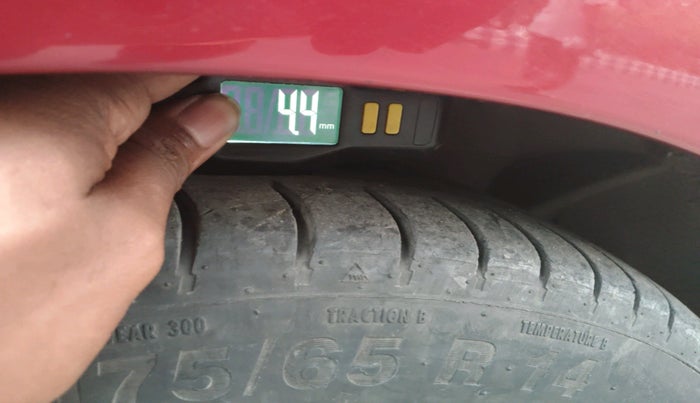 2017 Ford Figo Aspire TREND 1.2 PETROL, Petrol, Manual, 1,05,668 km, tyre