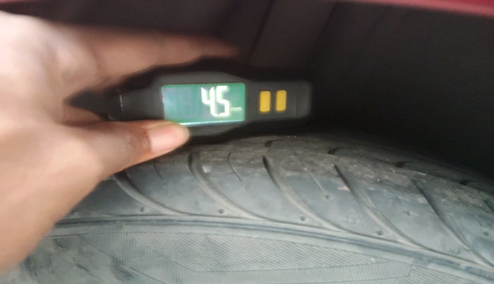 2017 Ford Figo Aspire TREND 1.2 PETROL, Petrol, Manual, 1,05,668 km, tyre