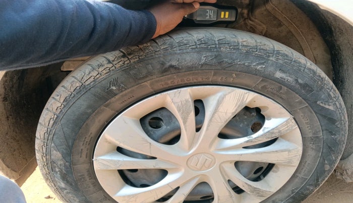 2023 Maruti Swift VXI, Petrol, Manual, 32,529 km, tyre