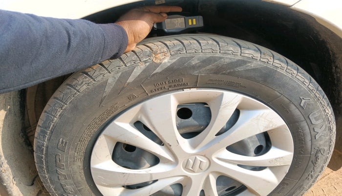 2023 Maruti Swift VXI, Petrol, Manual, 32,529 km, tyre