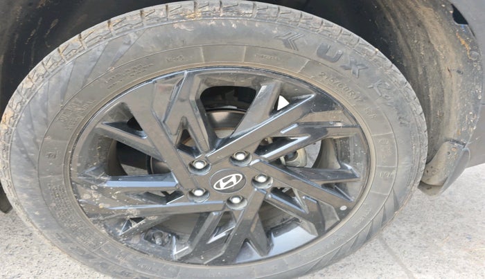 2024 Hyundai Creta S (O) 1.5 PETROL, Petrol, Manual, 32,749 km, tyre