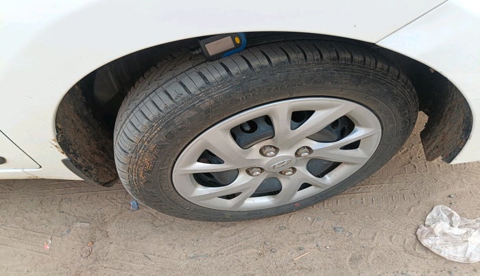 2019 Hyundai Grand i10 SPORTZ 1.2 KAPPA VTVT, Petrol, Manual, 31,254 km, tyre