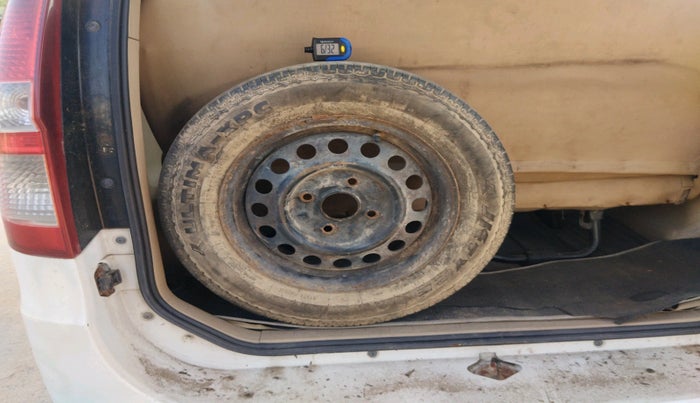 2013 Chevrolet Enjoy 1.3 LS 7 STR, Diesel, Manual, 1,35,118 km, tyre