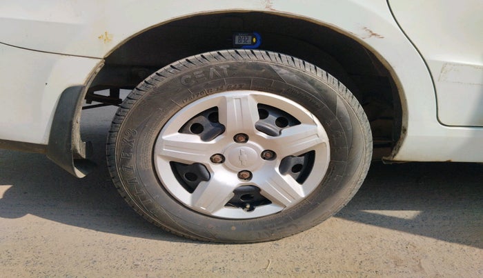 2013 Chevrolet Enjoy 1.3 LS 7 STR, Diesel, Manual, 1,35,118 km, tyre