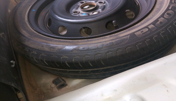 2020 Maruti IGNIS ZETA 1.2 AMT, Petrol, Automatic, 64,005 km, tyre