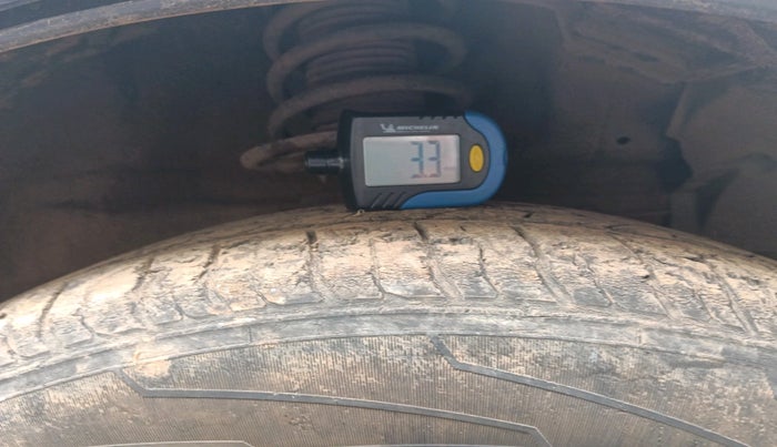 2016 Maruti Ciaz ZXI+, Petrol, Manual, 48,859 km, tyre