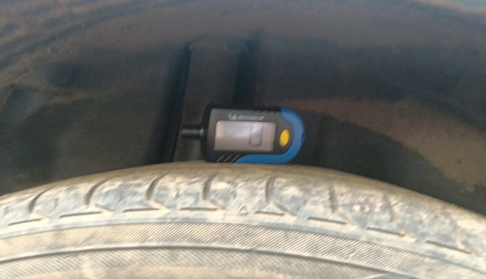 2016 Maruti Ciaz ZXI+, Petrol, Manual, 48,859 km, tyre