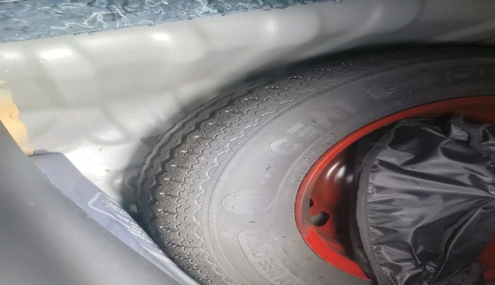 2022 Nissan MAGNITE XE, Petrol, Manual, 45,225 km, tyre