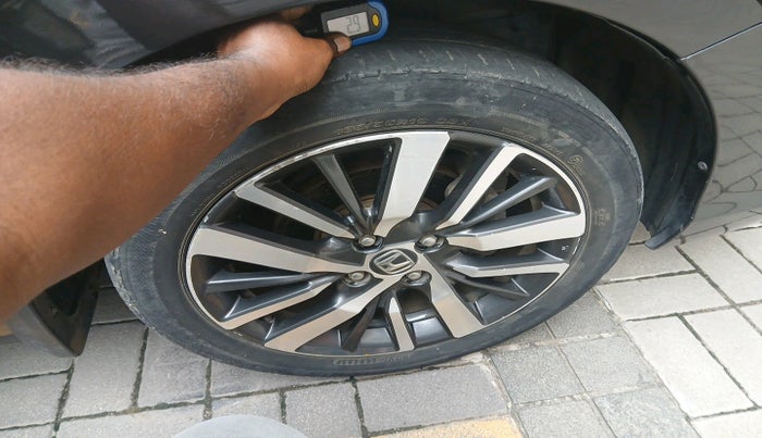 2021 Honda City 1.5L I-VTEC ZX CVT, Petrol, Automatic, 33,778 km, tyre