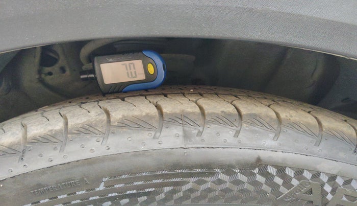 2018 Hyundai Creta SX 1.6 DIESEL DUAL TONE, Diesel, Manual, 89,452 km, tyre