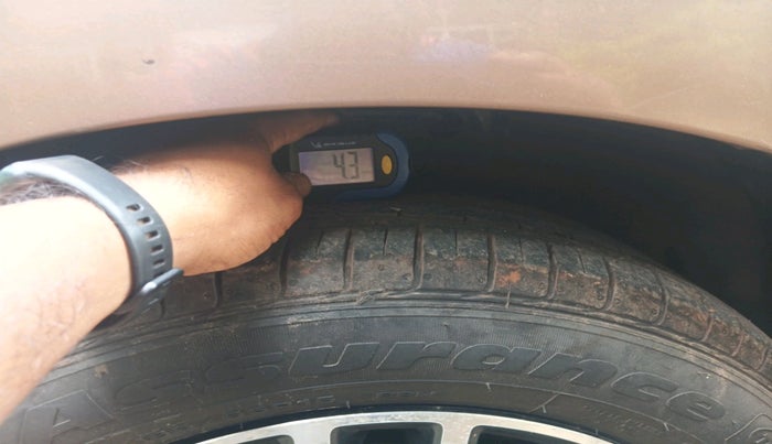 2017 Maruti Dzire ZXI PLUS, Petrol, Manual, 75,638 km, tyre