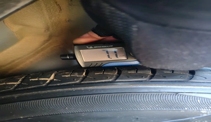 2015 Volkswagen Polo HIGHLINE1.2L, Petrol, Manual, 45,878 km, tyre