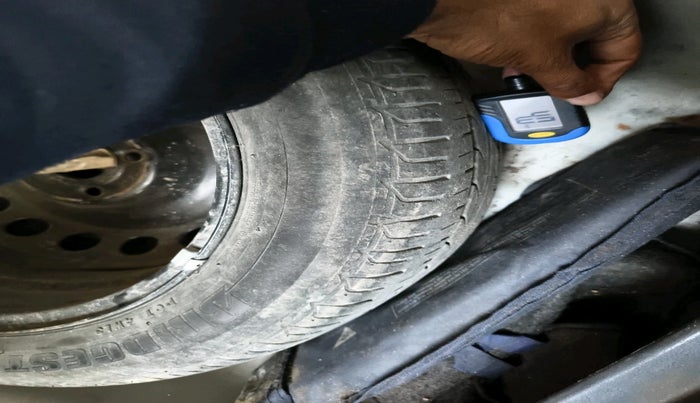 2017 Hyundai Verna 1.6 CRDI SX + AT, Diesel, Automatic, 1,55,855 km, tyre