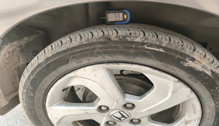 2016 Honda City 1.5L I-VTEC V MT, Petrol, Manual, 1,42,685 km, tyre