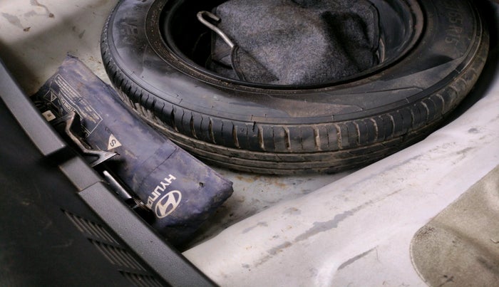 2019 Hyundai Verna 1.6 VTVT SX + AT, Petrol, Automatic, 51,725 km, tyre