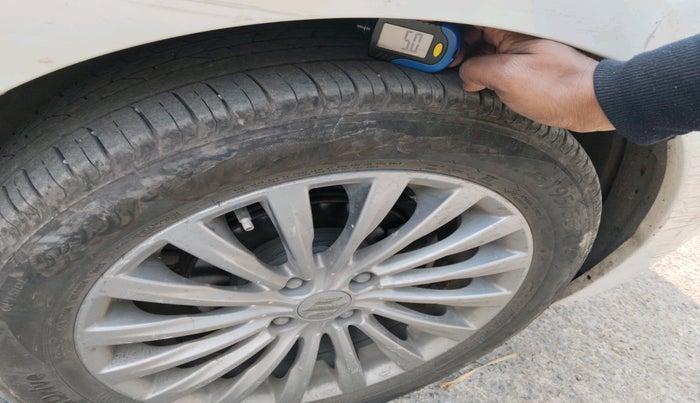 2014 Maruti Ciaz ZXI, Petrol, Manual, 78,237 km, tyre