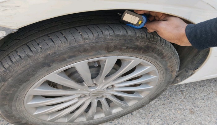 2014 Maruti Ciaz ZXI, Petrol, Manual, 78,237 km, tyre