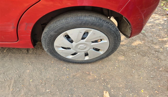 2016 Maruti Celerio VXI AMT, Petrol, Automatic, 1,04,855 km, tyre