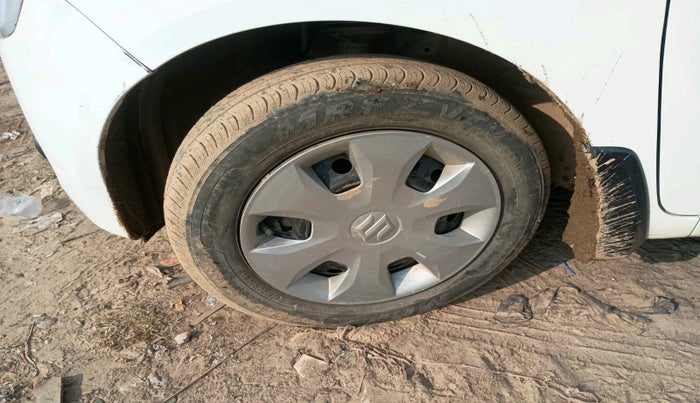 2023 Maruti New Wagon-R VXI 1.0, Petrol, Manual, 15,362 km, tyre