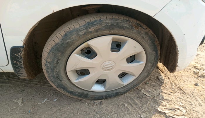 2023 Maruti New Wagon-R VXI 1.0, Petrol, Manual, 15,362 km, tyre