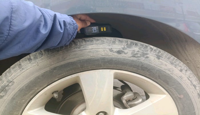 2014 Hyundai New Elantra 1.8 SX AT VTVT, Petrol, Automatic, 85,392 km, tyre