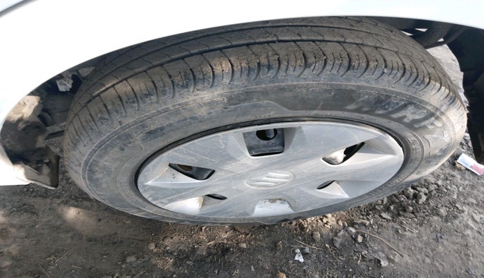 2023 Maruti New Wagon-R VXI CNG 1.0, Petrol, Manual, 25,321 km, tyre