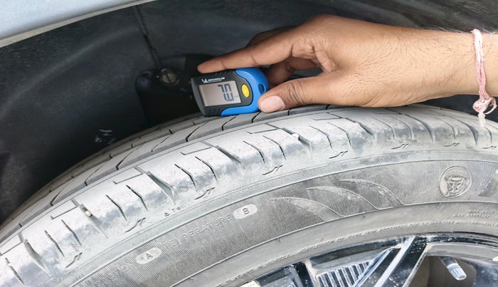 2024 Tata Safari ADVENTURE PLUS DARK EDITION AT, Diesel, Automatic, 7,666 km, tyre