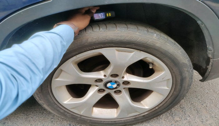 2011 BMW X1 sDrive20d, Diesel, Automatic, 1,01,414 km, tyre