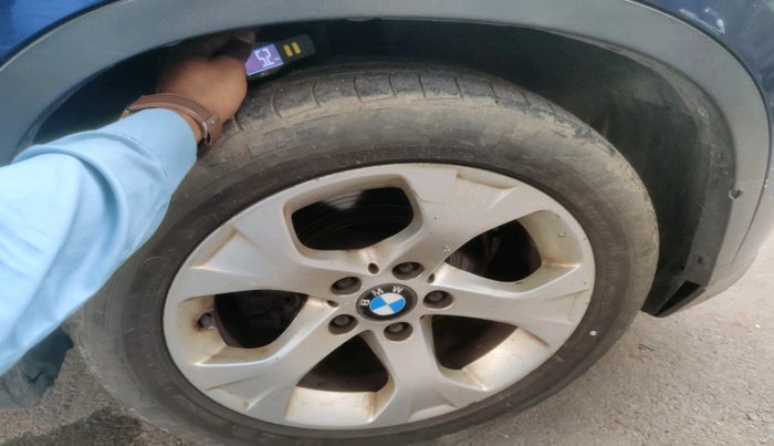 2011 BMW X1 sDrive20d, Diesel, Automatic, 1,01,414 km, tyre