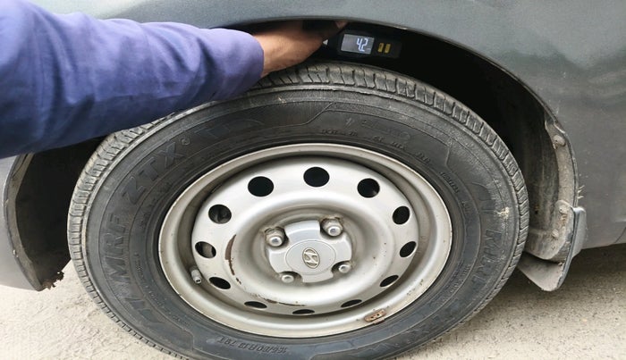 2012 Hyundai i10 MAGNA 1.1, Petrol, Manual, 95,397 km, tyre