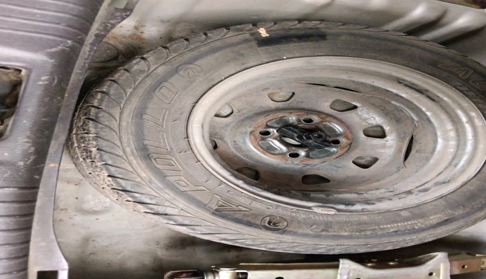 2010 Hyundai Santro Xing GL, Petrol, Manual, 45,265 km, tyre