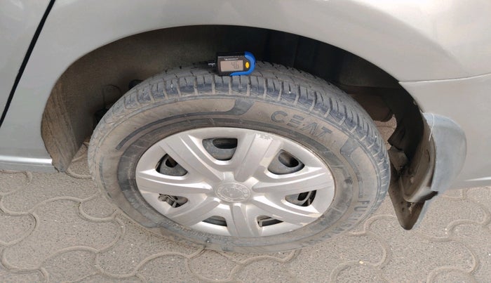 2013 Skoda Rapid AMBITION 1.6 MPI AT, Petrol, Automatic, 79,531 km, tyre