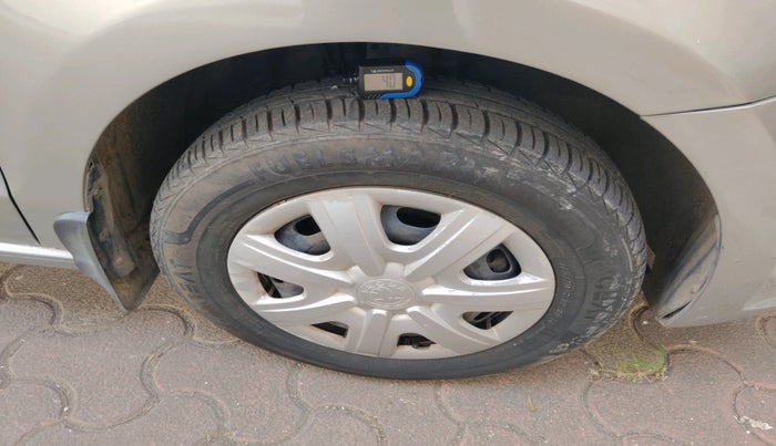 2013 Skoda Rapid AMBITION 1.6 MPI AT, Petrol, Automatic, 79,531 km, tyre