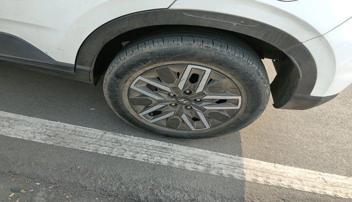 2022 Hyundai VENUE SX 1.5 CRDI, Diesel, Manual, 20,212 km, tyre