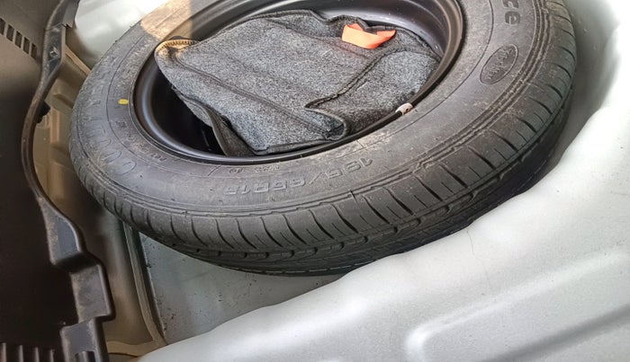 2022 Hyundai VENUE SX 1.5 CRDI, Diesel, Manual, 20,212 km, tyre