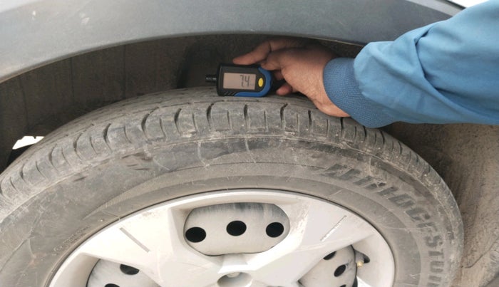 2023 Mahindra XUV300 W6 1.2 PETROL, Petrol, Manual, 22,296 km, tyre