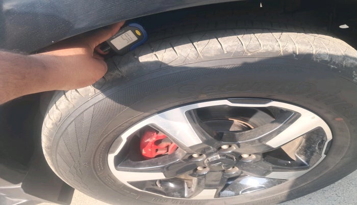 2023 Mahindra SCORPIO CLASSIC S11 7STR, Diesel, Manual, 30,508 km, tyre