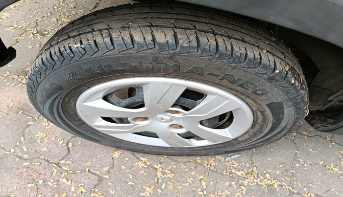 2016 Renault Kwid RXT 0.8, Petrol, Manual, 29,004 km, tyre