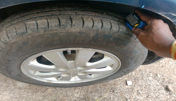 2010 Maruti Ritz ZXI, Petrol, Manual, 31,801 km, tyre