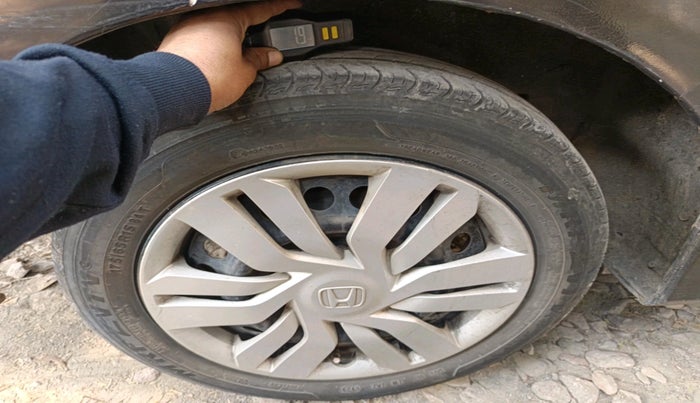 2014 Honda City 1.5L I-VTEC SV, Petrol, Manual, 99,881 km, tyre