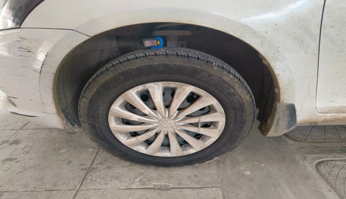 2017 Maruti Swift Dzire VXI, Petrol, Manual, 54,378 km, tyre