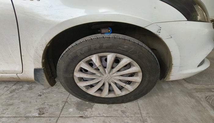 2017 Maruti Swift Dzire VXI, Petrol, Manual, 54,378 km, tyre