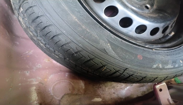 2016 Hyundai Grand i10 ASTA 1.2 KAPPA VTVT, Petrol, Manual, 1,49,000 km, tyre